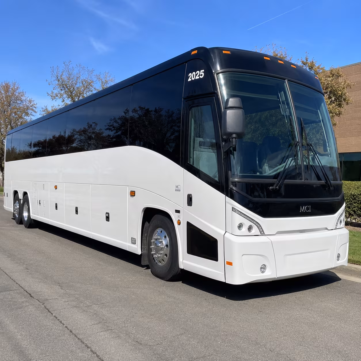 corporate shuttle service along the highway 111 resort corridor